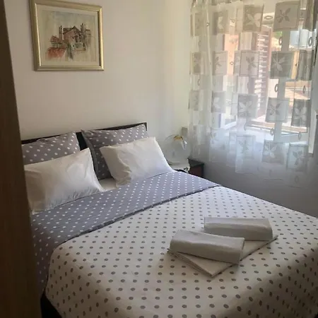 Apartment Old Town Nina 2