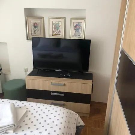 Apartment Old Town Nina 2
