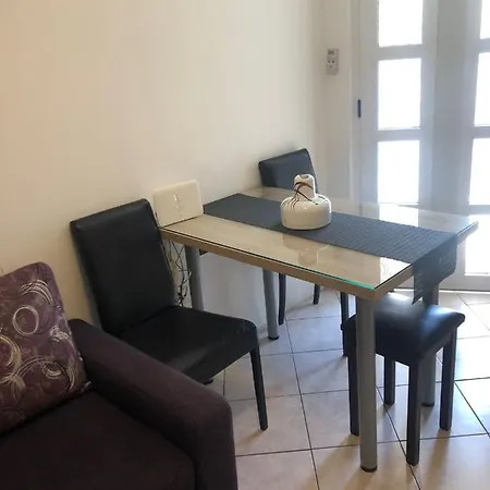 Old Town Nina 2 Apartment